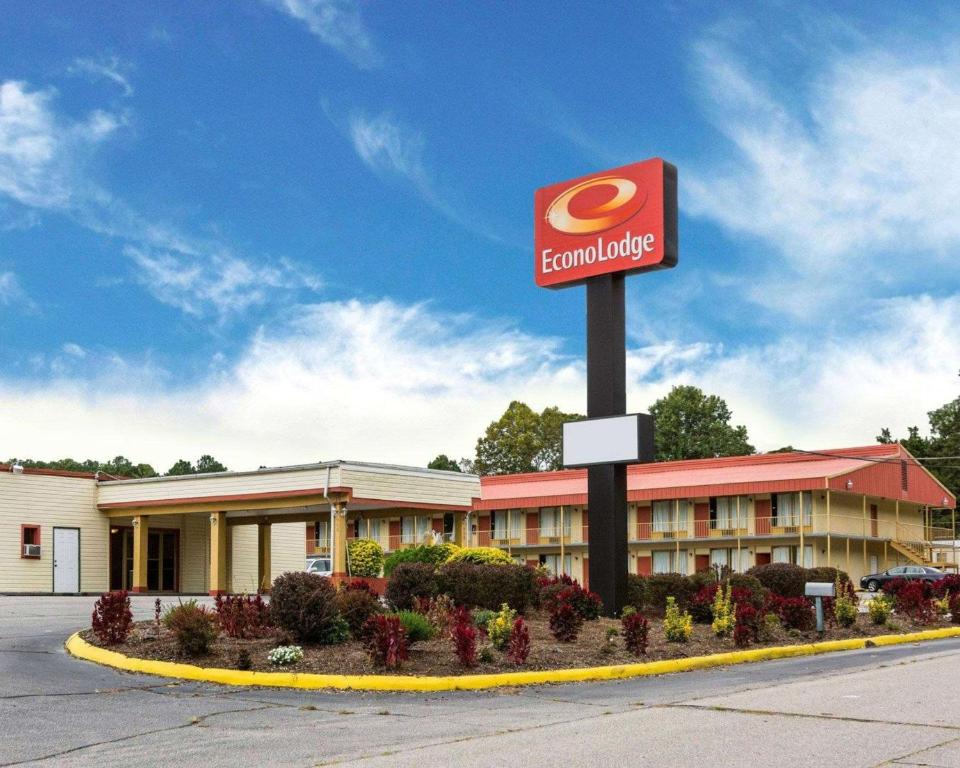 Econo Lodge Petersburg – Fort Lee